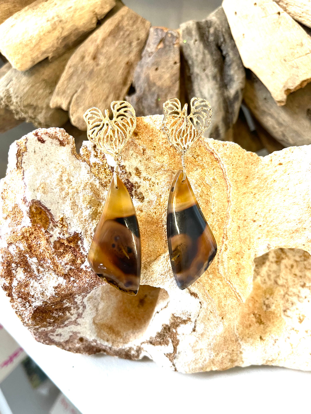 Earrings with beautiful timor Agate