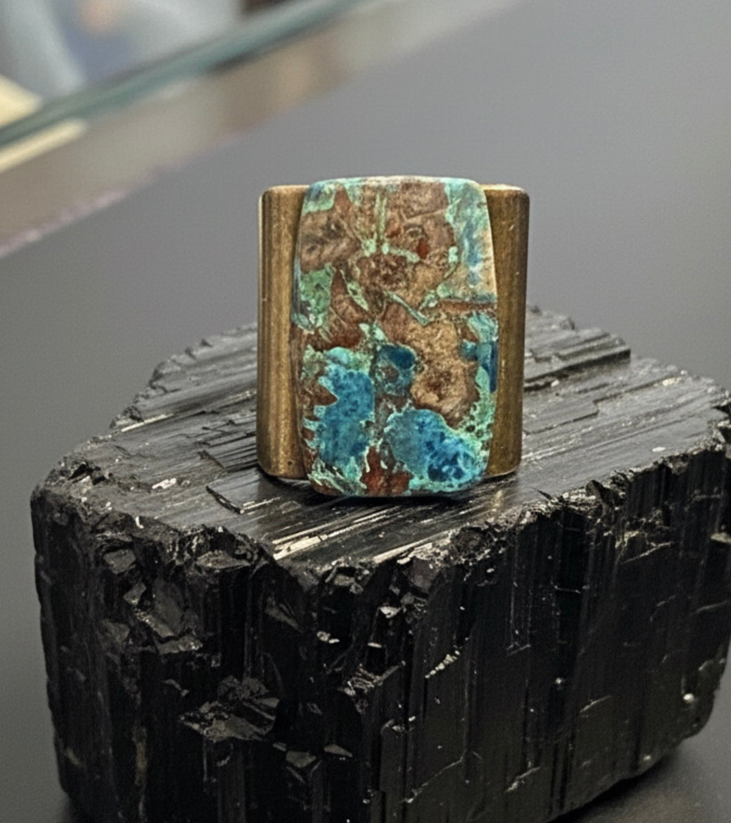 Ring with turquoise