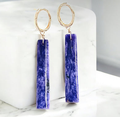 Earring with Charoite