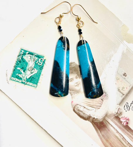 Earrings with gem Silica