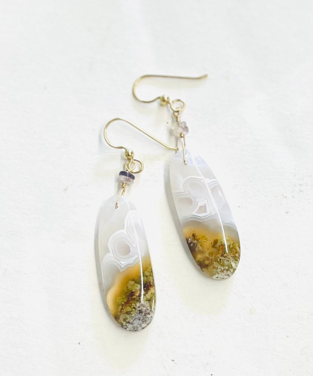 Earrings with moss agate long oval