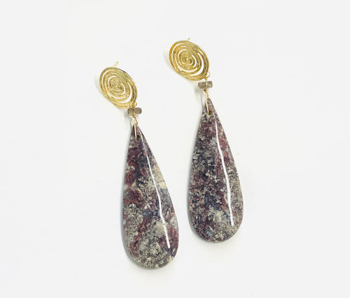 Long earrings with red moss agate and studs