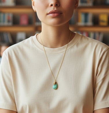 Pendant with petrified opalized wood