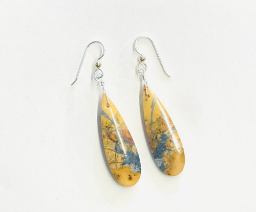 Earrings with Maligano