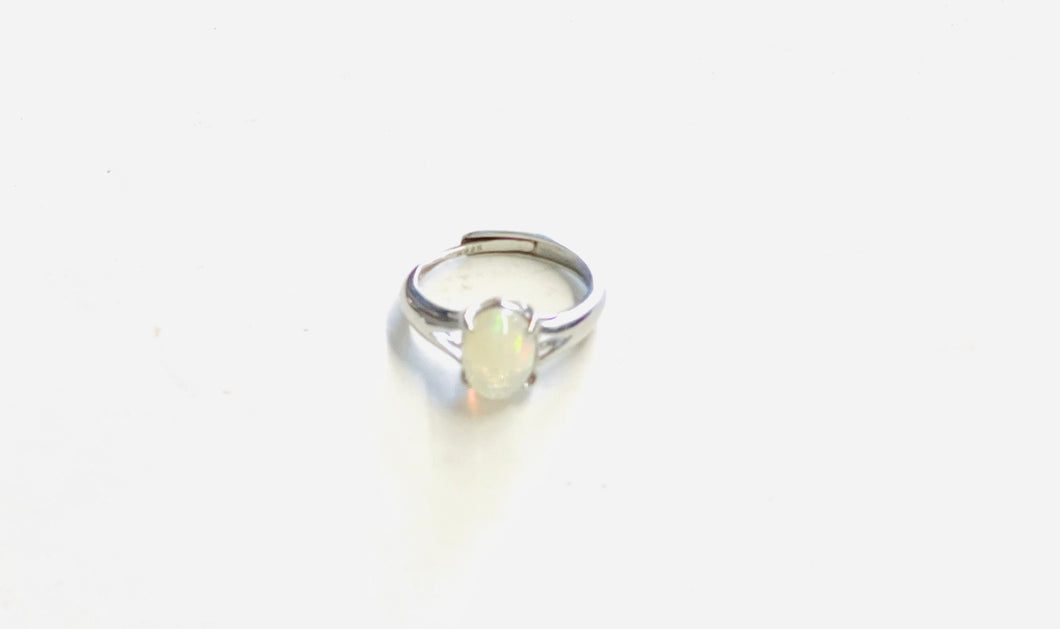 Ring with white Ethiopian opal