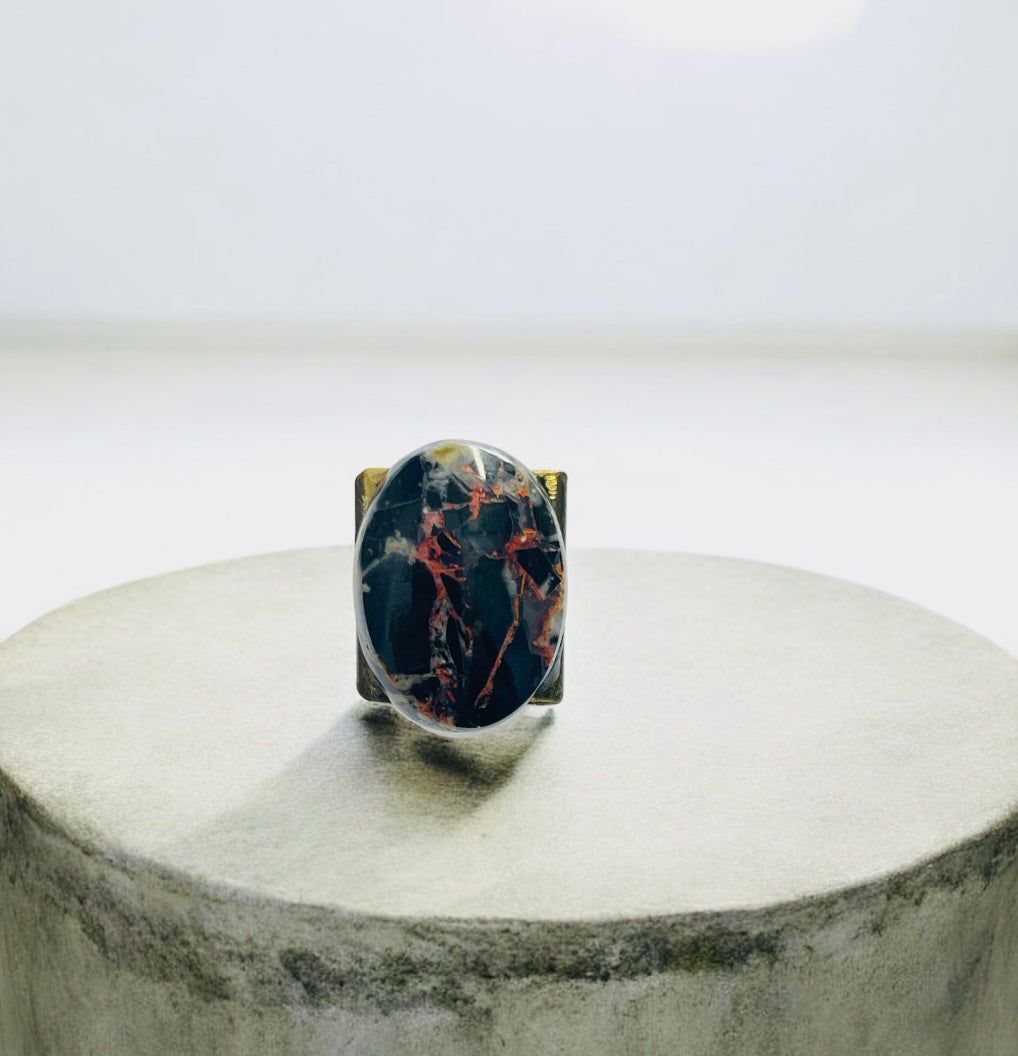Ring with square bubble bee jasper