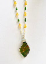 Necklaces with Ammolite and opals