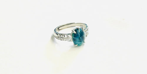 Ring with Stunning gem silica