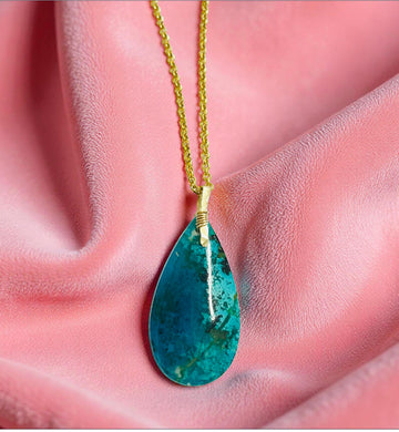 Pendant with gem chrysocolla