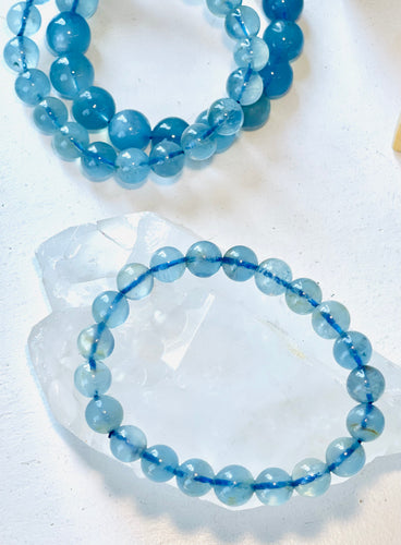 Bracelet with natural blue Aquamarine beads