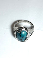 Ring with gem silica