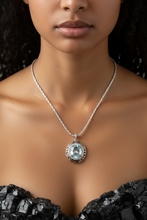 Pendant with aquamarine