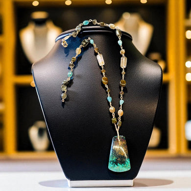 Necklace with natural cooper on chrysocolla