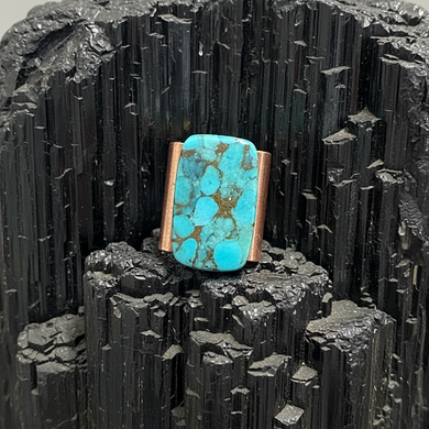 Ring with Turquoise cabochon