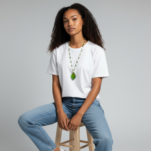 Necklace with Ammolite and opals