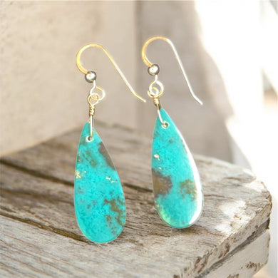 Earrings with gem silica
