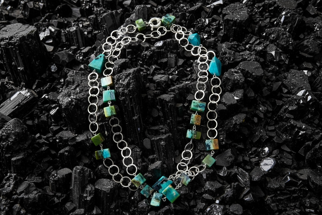 Necklace with chain and opalized wood