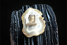 Ring with golden rutilated quartz