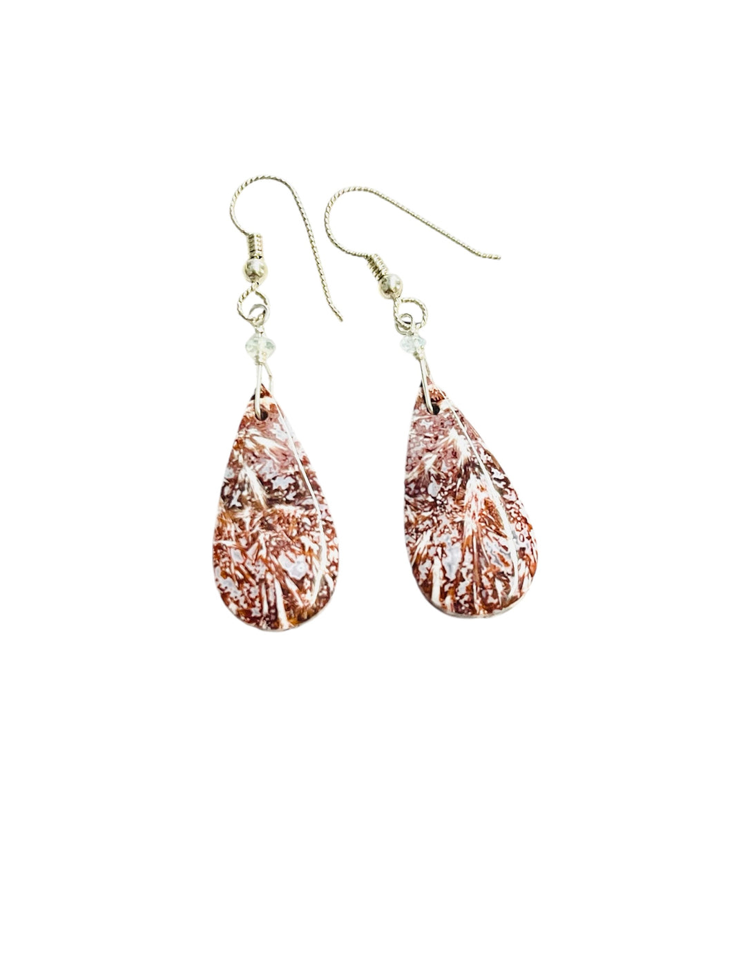 Earrings with plume agate