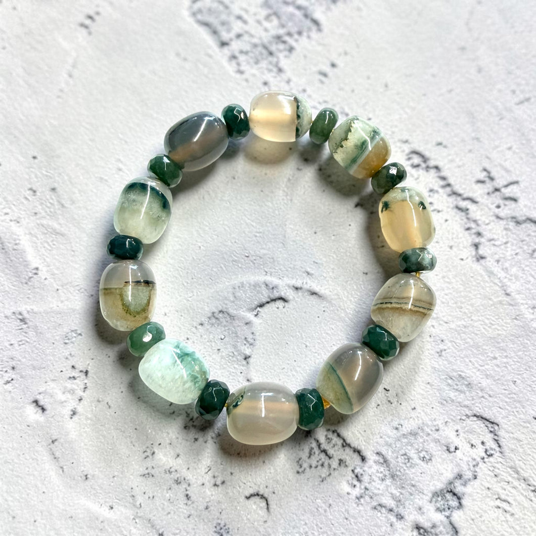 Bracelet with Indian jade and moss agate