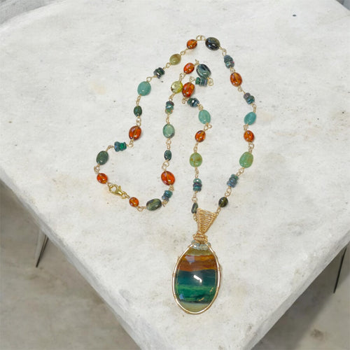 Necklace with 3 green colors opalized wood