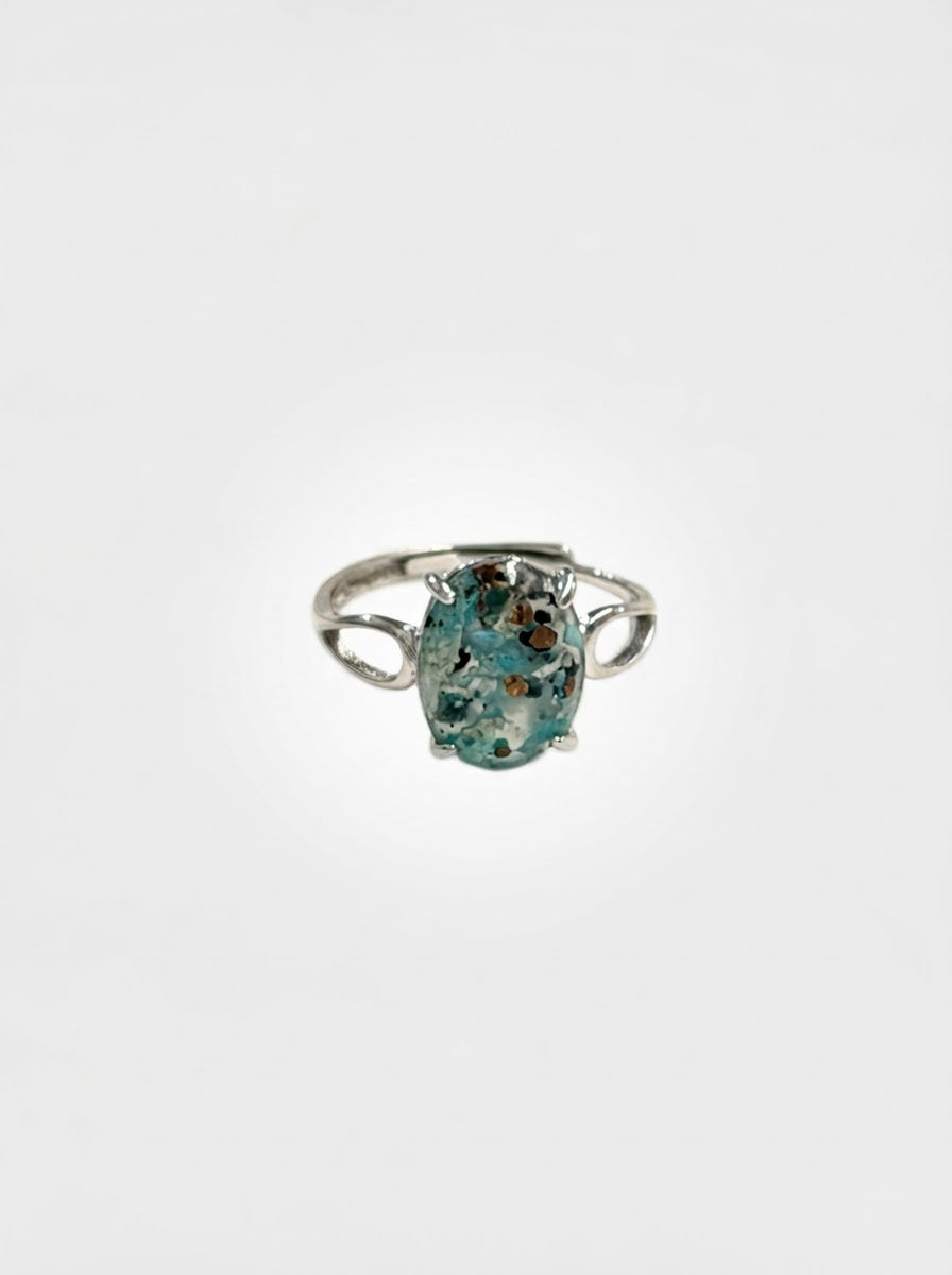 Ring with chrysocolla copper