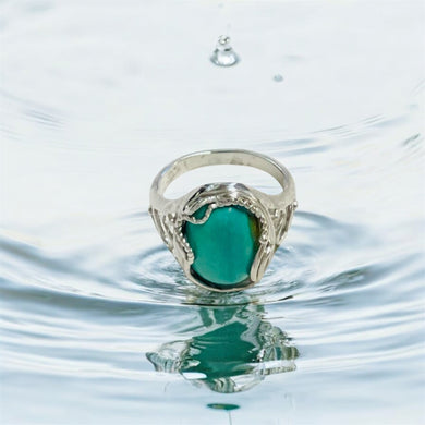 Ring with amazing petrified opalized wood cabochon- 5.7 size