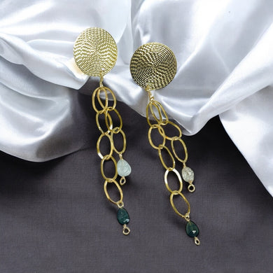 Earrings with chain and natural beads