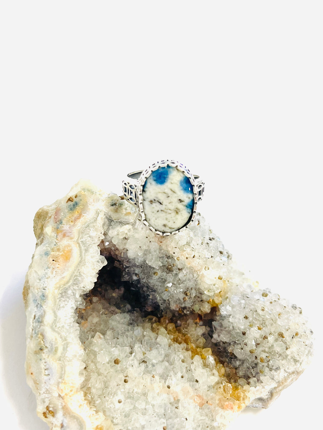 Ring with k2 Azurite