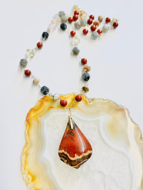 Necklace with red pine root and jasper