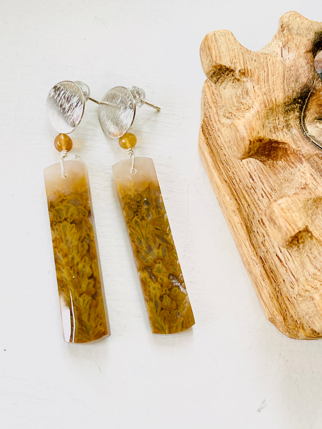 Earrings with plume Agate
