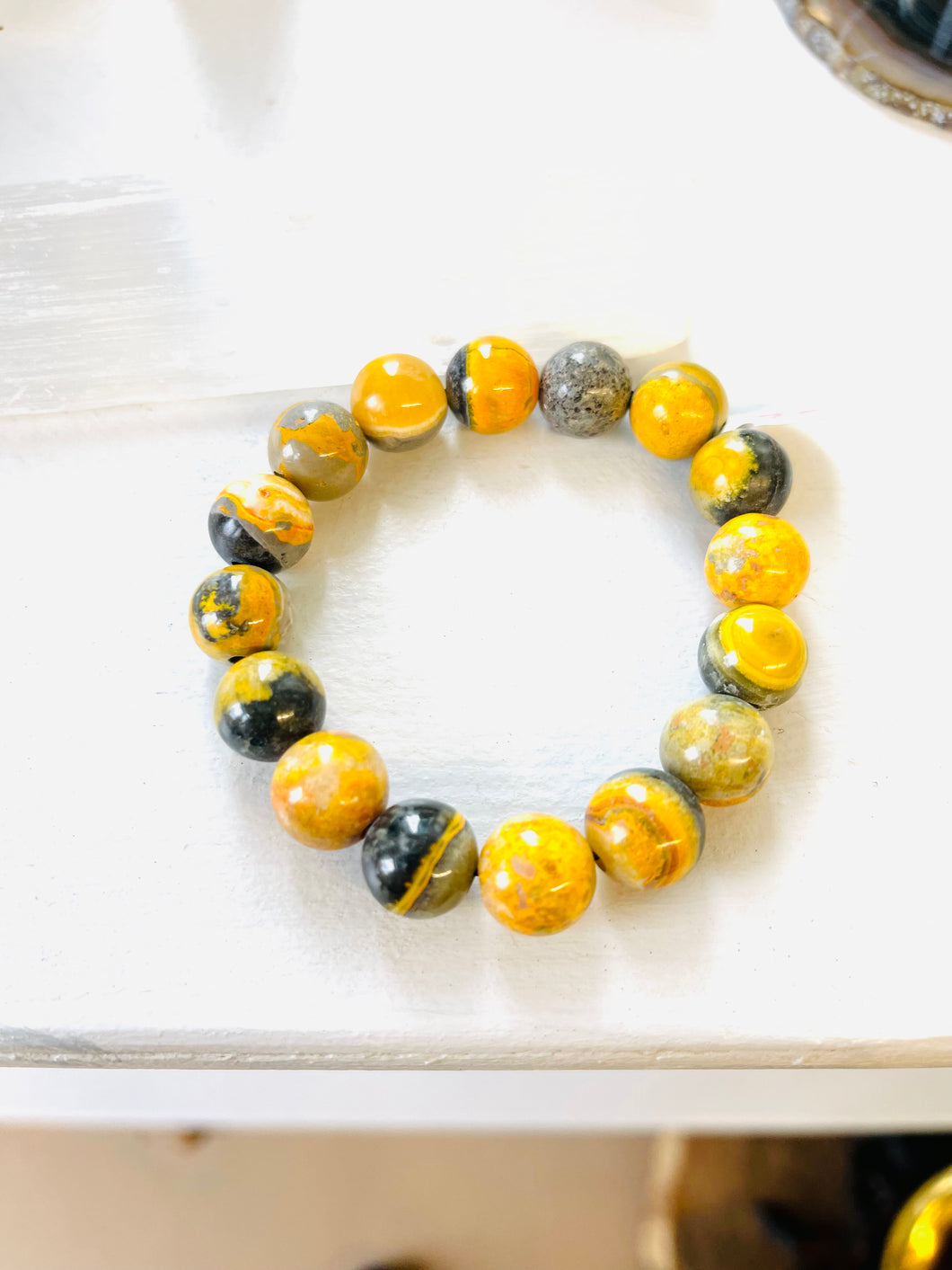 Bracelet with bubble bee beads