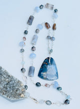 Necklace with Timor Agate and various stones