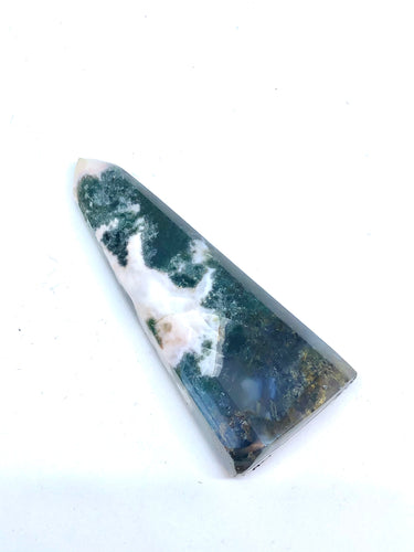 Tower of Moss Agate in green color