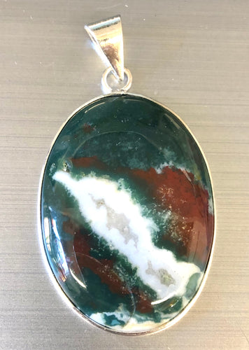 Pendant with Larisonite