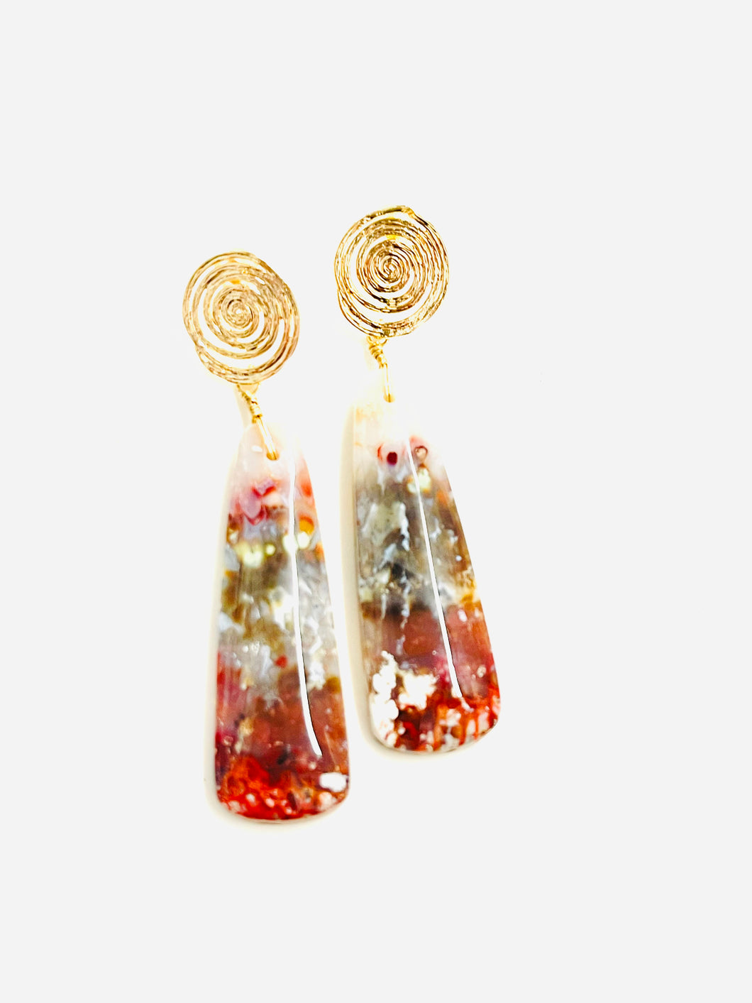 Earrings with long plume agate